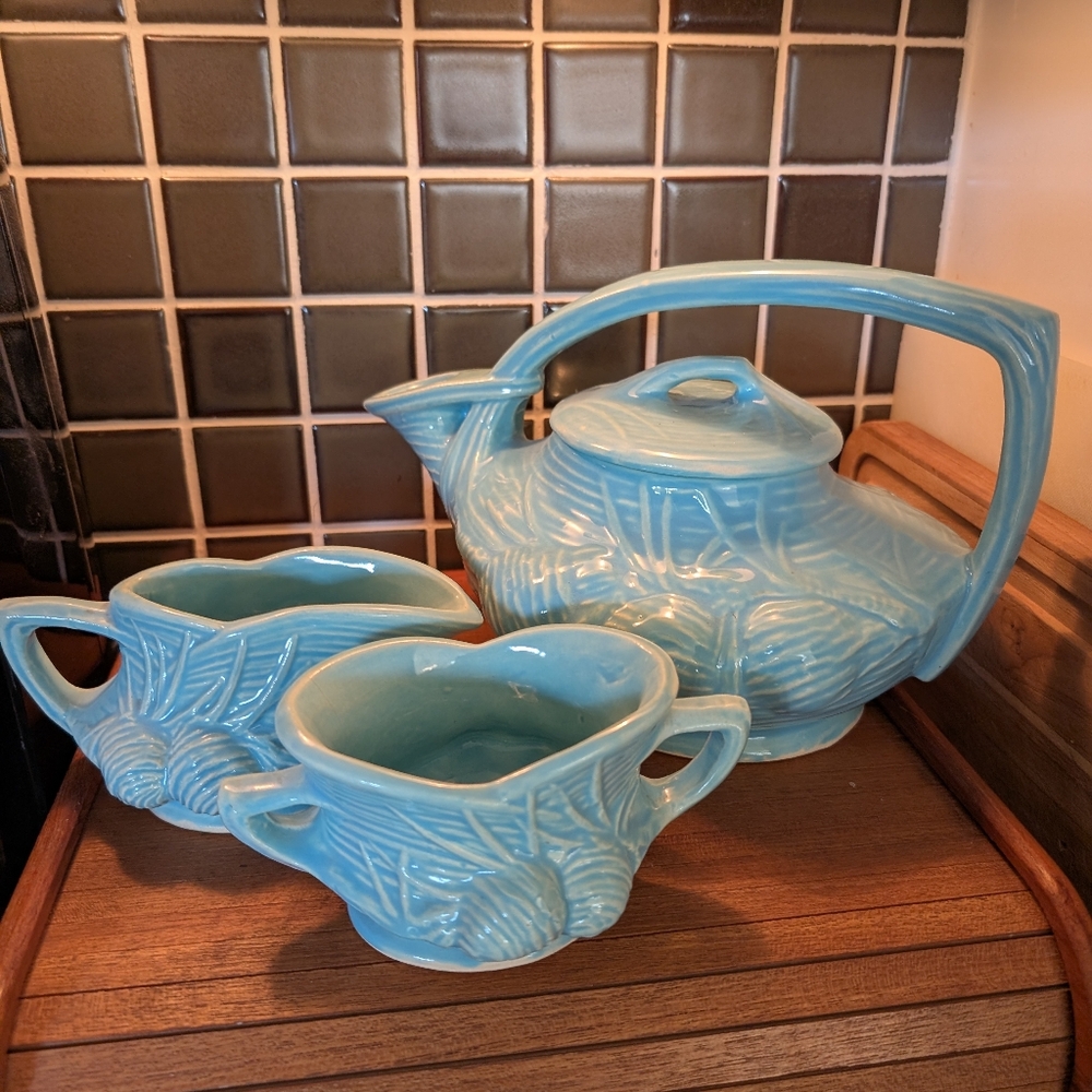 McCoy Pottery Tea Set,In Rare Blue Pinecone